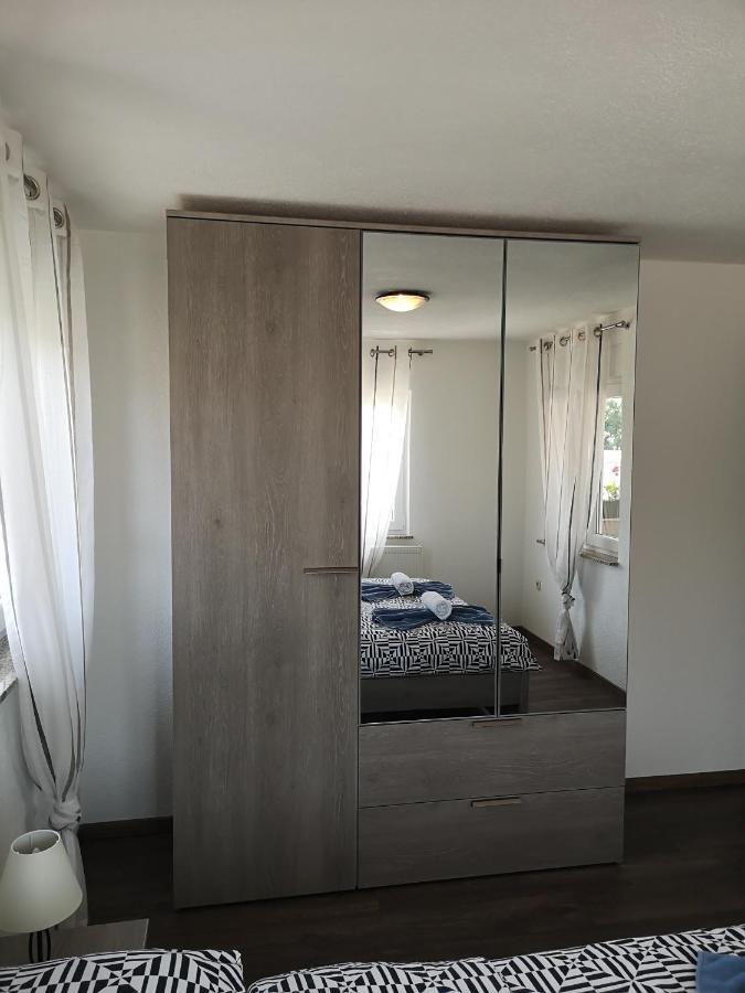 Apartmani Manda Omišalj Exteriör bild